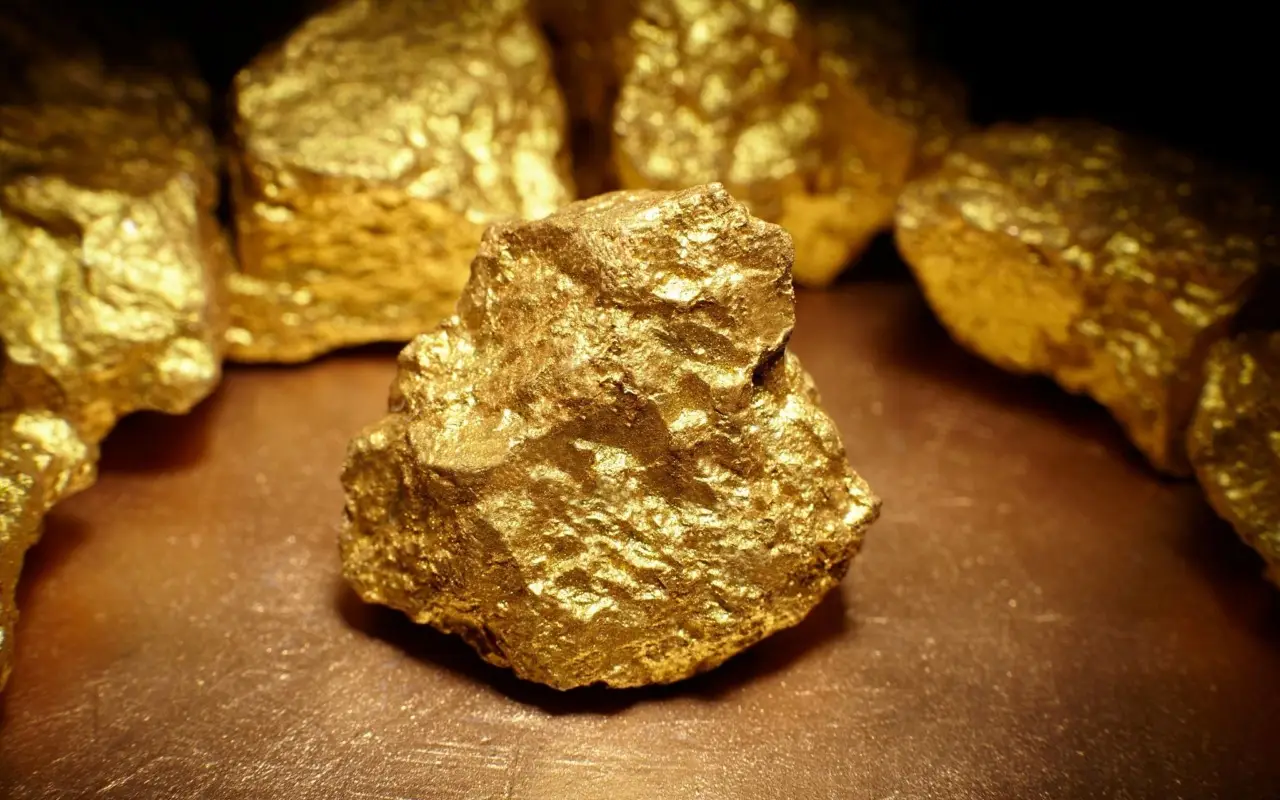 Ecco il prezzo attuale dell’oro al kg: puoi immaginare quanto vale anche una catenina?