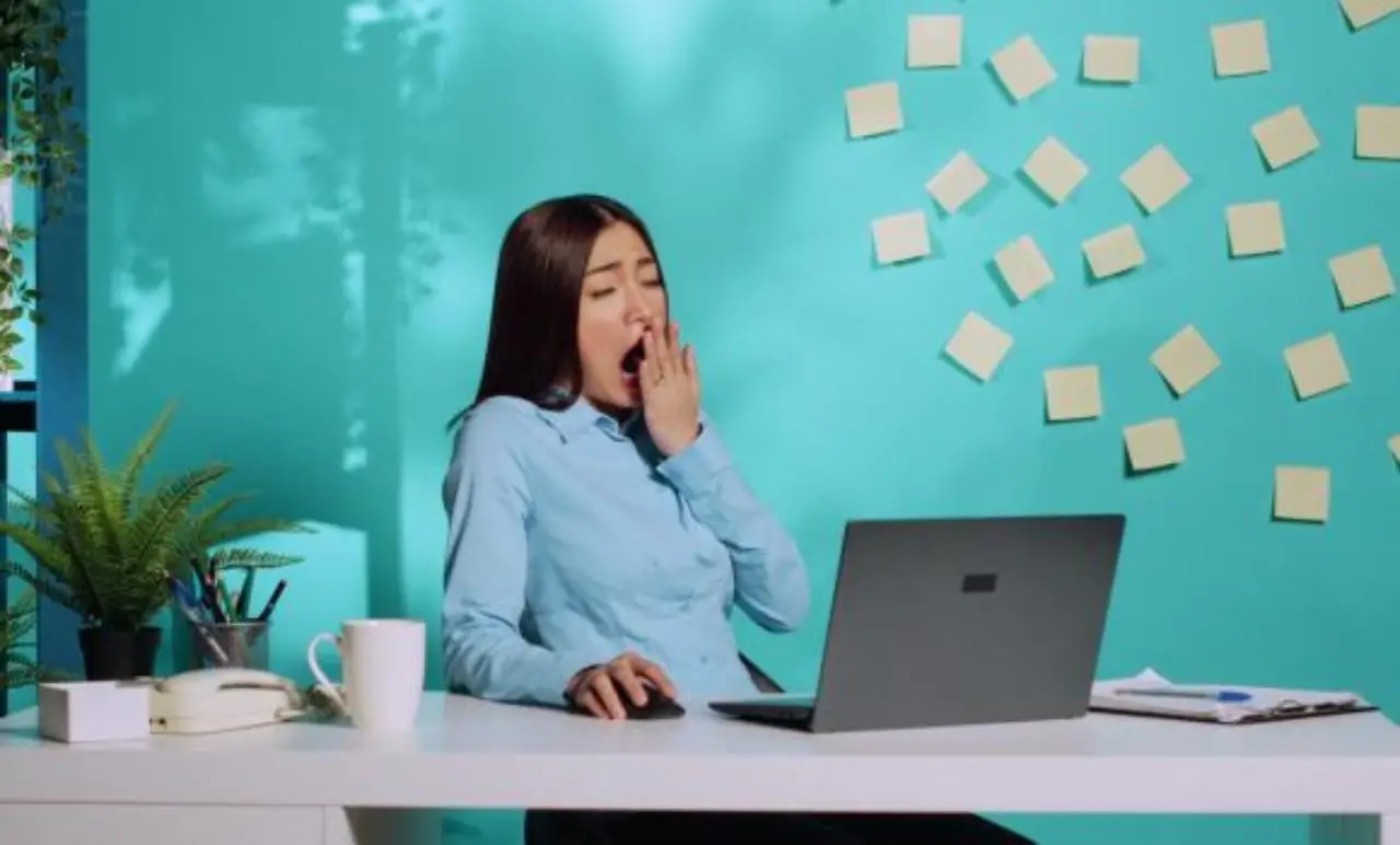 Stanchezza cronica? Ecco le vitamine che devi controllare subito nelle analisi del sangue