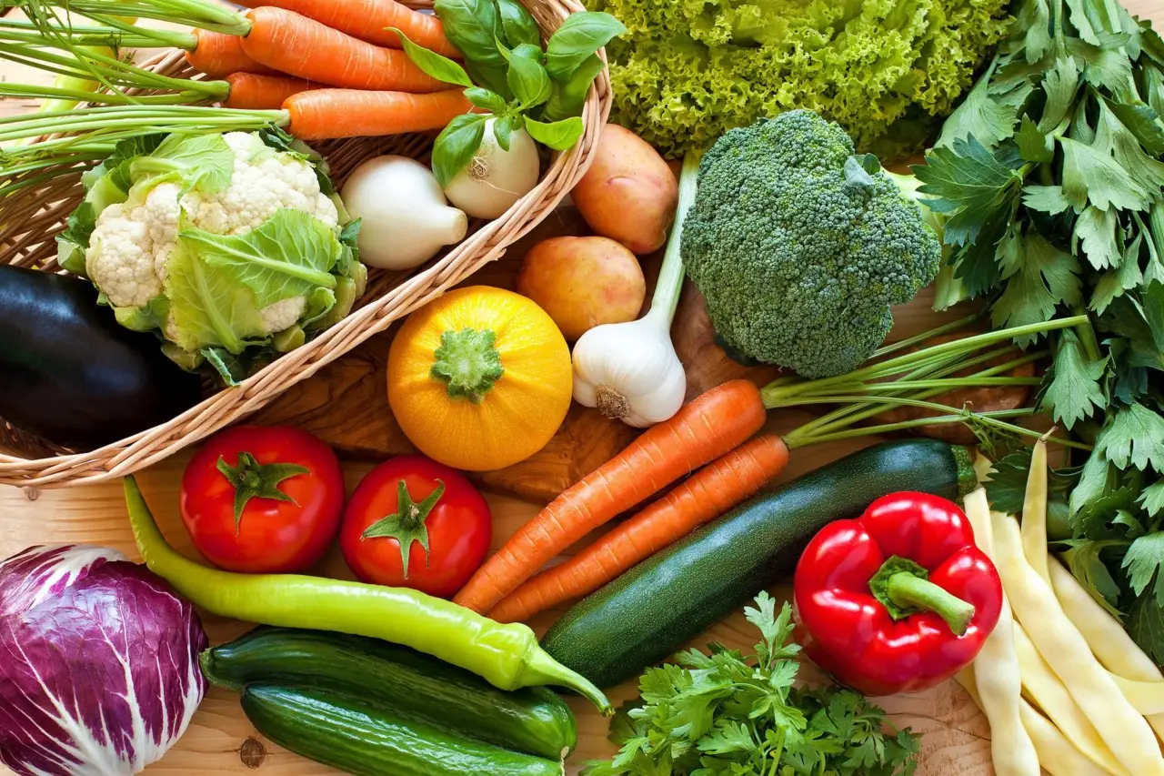 Mangiare questa verdura ogni giorno accelera il metabolismo e fa dimagrire velocemente