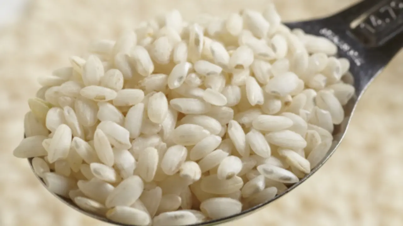 Allarme umidità nel telefono? Non metterlo nel riso! Ecco cosa fare subito per salvarlo